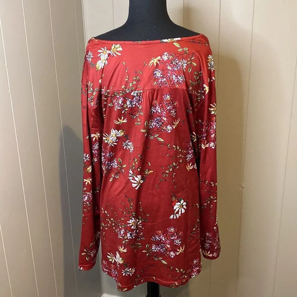Vislily 22W Blouse Wide Neck Pleated Chest Long Sleeve Floral Red - Picture 4 of 6